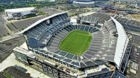 “央视体育：单板滑雪世界杯铜山站蔡雪桐斩获银牌”